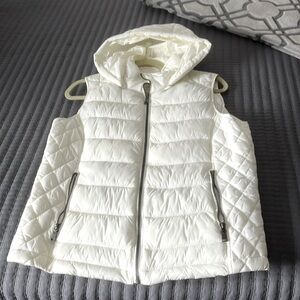 Off white gently worn (maybe two times) puffer vest.